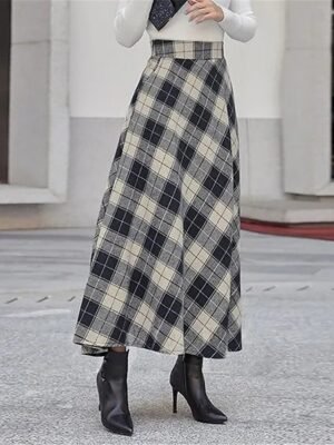 Casual A-Line Plaid Maxi Skirt with Pockets - Image 5