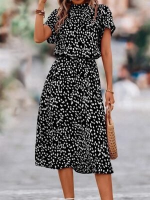 Casual Ditsy Floral Crew Neck Short Sleeve Midi Dress - Image 5