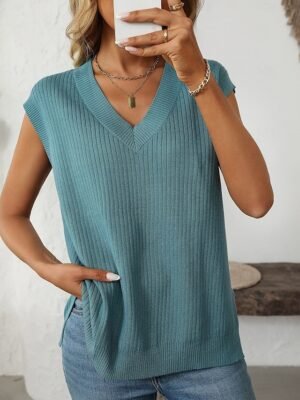 Casual Loose Solid V Neck Sleeveless Regular Knit Top - Image 1