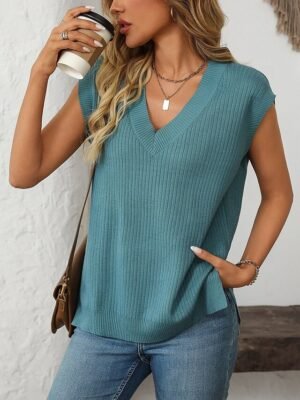 Casual Loose Solid V Neck Sleeveless Regular Knit Top - Image 3
