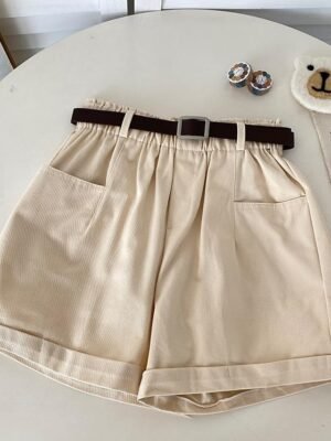 Casual Regular Fit Plain Side Pocket Mid-Rise Shorts - Image 1