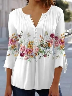 Casual Regular Floral Round Neck 3/4 Sleeve Tops - Image 1