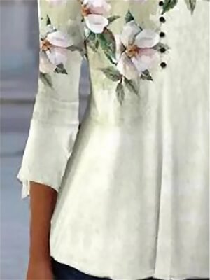 Casual Regular Floral Round Neck 3/4 Sleeve Top - Image 2