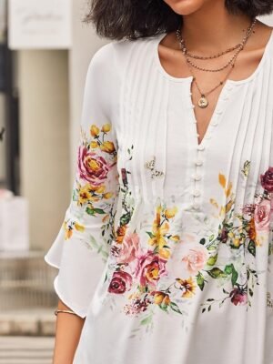 Casual Regular Floral Round Neck 3/4 Sleeve Tops - Image 4