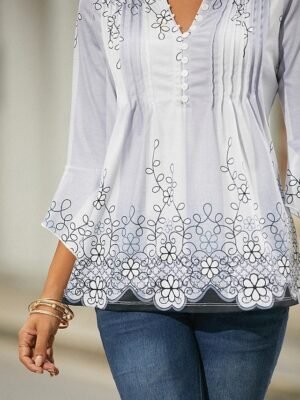 Casual Regular Floral Round Neck 3/4 Sleeve Top - Image 7