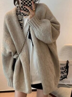 Casual Regular Solid V Neck Long Sleeve Cardigan - Image 1