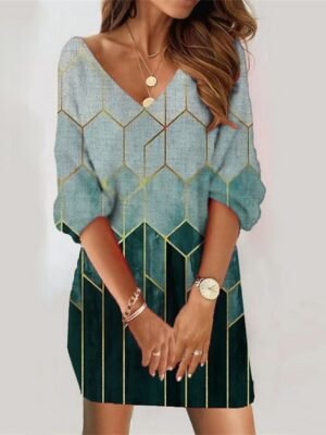 Casual Shift Ombre Geometric V Neck 3/4 Sleeve Mini Dress - Image 3