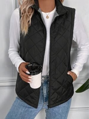 Chic Sleeveless Turtleneck Black Shrug - Image 3