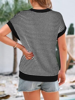 Cute Regular Striped Crew Neck Batwing Short Sleeve Crop Top - Image 4