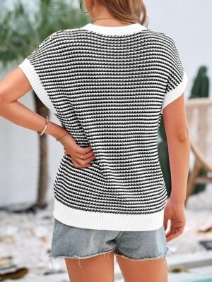 Cute Regular Striped Crew Neck Batwing Short Sleeve Crop Top - Image 6