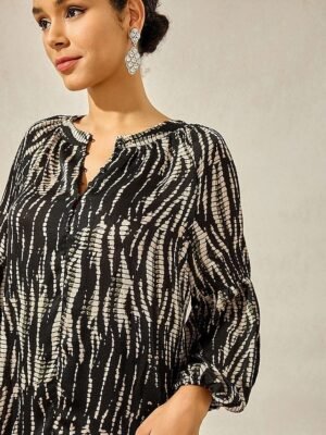 Dressy Loose Spotted Notched Collar Lantern Sleeve Blouse - Image 4