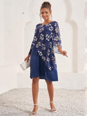 Elegant A Line Floral Crew Neck Flared Sleeve Midi Dress - Image 3