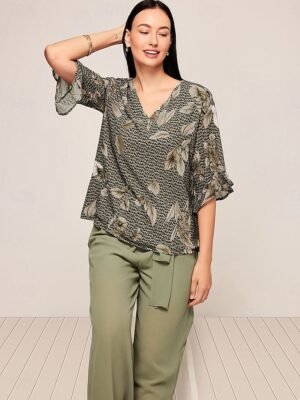 Elegant Loose Floral V Neck Half Sleeve Two Piece Set - Image 7