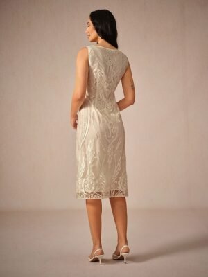 Elegant Loose Lace Crew Neck Half Sleeve Midi Dress - Image 13