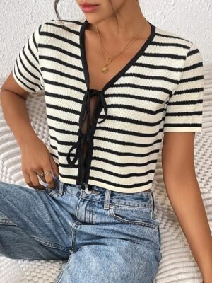Elegant Loose Striped V Neck Long Sleeve Regular Cardigan - Image 4
