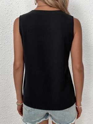 Elegant Sleeveless Solid V Neck Lace Blouse - Image 5