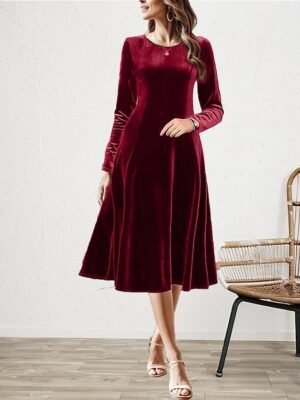 Elegant Slim Ruched Crew Neck Long Sleeve Midi Velvet Dress - Image 1