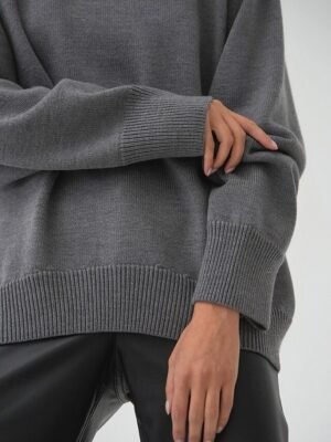 Fashion Regular Fit Solid Crew Neck Long Sleeve Knit Top - Image 9