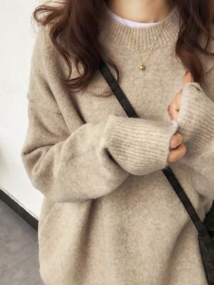 Fashion Regular Solid Crew Neck Long Sleeve Sweater - Image 1