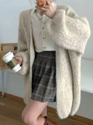 Fashion Regular Solid V Neck Long Sleeve Cardigan - Image 1