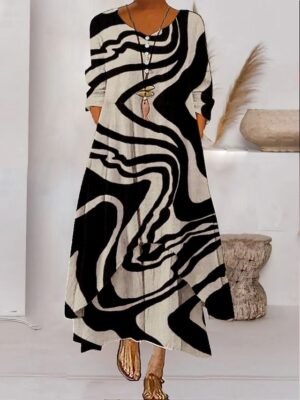Modern Loose Colour Block Crew Neck 3/4 Length Sleeve Maxi Dress - Image 7