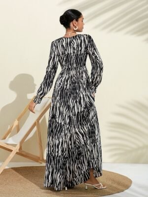 Neva Loose Spotted V Neck Long Sleeve Maxi Dress - Image 5