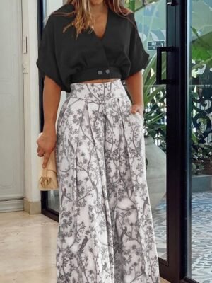 Streetwear Regular Fit Floral V Neck Short Sleeve Crop Top & Pants Set - Image 4