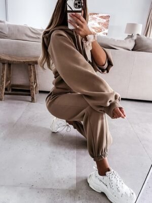 Streetwear Regular Fit Solid Hooded Long Sleeve Tracksuit Set - Image 14