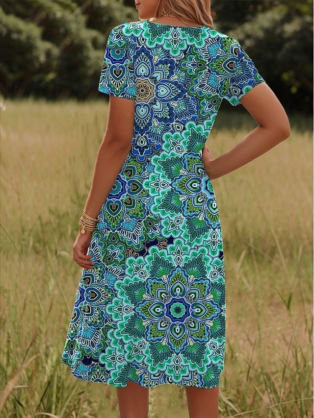 Stylish Loose Fit Ditsy Floral Crew Neck Short Sleeve Mini Dress - Image 2