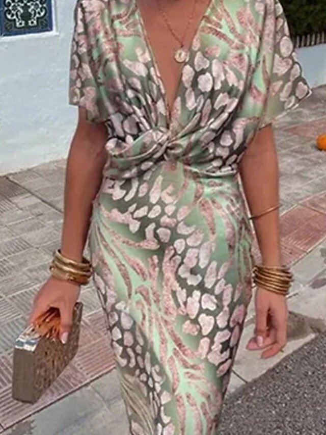 Stylish Regular Fit Graphic V Neck Short Sleeve Maxi Dress - Image 2