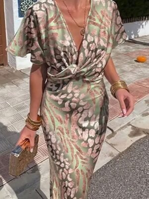 Stylish Regular Fit Graphic V Neck Short Sleeve Maxi Dress - Image 4
