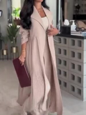 Stylish Regular Fit Solid Colour Long Sleeve Maxi Coat - Image 4