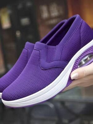 Athletic Slip-On Air Cushion Sole Walking Shoes - Image 1