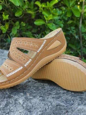 Casual Open-Toe Cushioned Sole Cut-Out Slide Sandals - Image 4