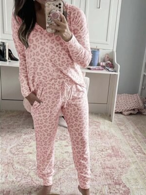 Casual Regular Fit Leopard V Neck Long Sleeve Pajama Set - Image 11