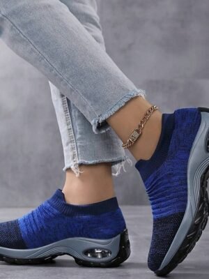 Casual Slip-On Knitted Round Toe Breathable Trainers - Image 9