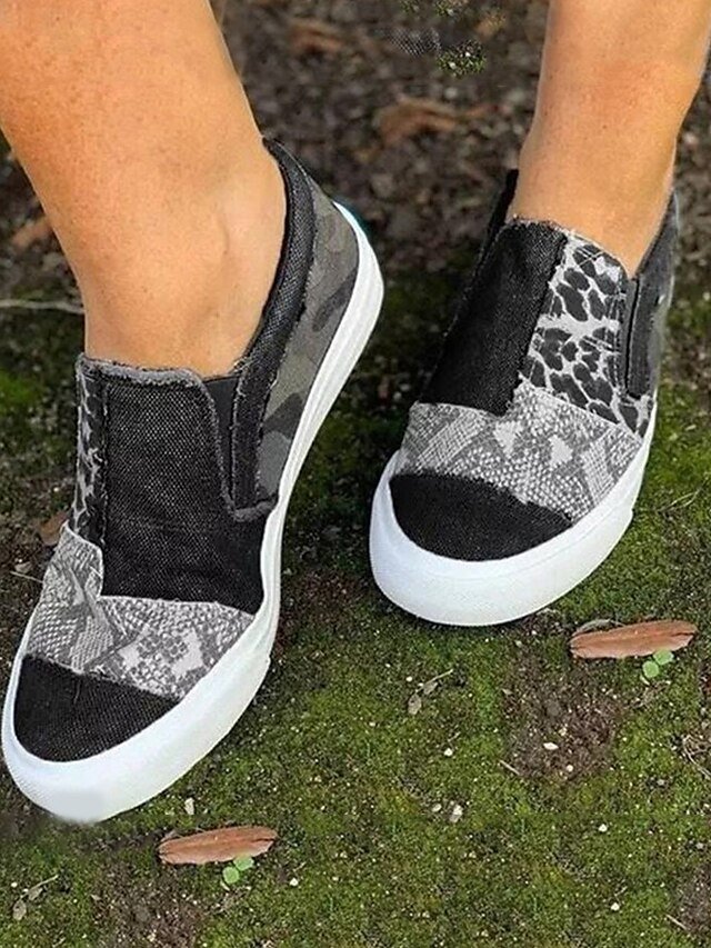 Casual Slip-On Leopard Print Round Toe Canvas Sneakers - Image 5