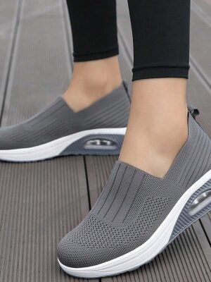 Casual Slip-On Mesh Air Cushion Sneakers - Image 13