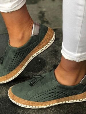 Casual Slip-On Red Tassel Mesh Sneakers - Image 4