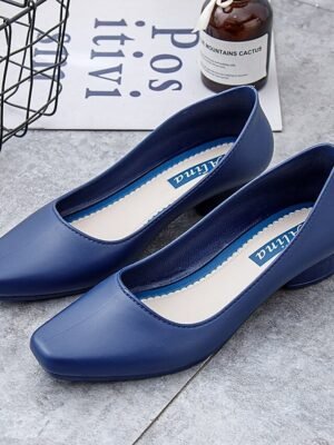 Elegant Black Low Heel Round Toe Slip-On Pumps - Image 9