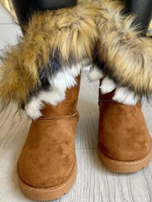 Elegant Faux Fur Trim Winter Boots - Image 7