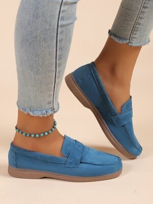 Elegant Flat Suede Slip-On Loafers - Image 10