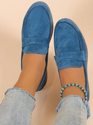 Elegant Flat Suede Slip-On Loafers - Image 11