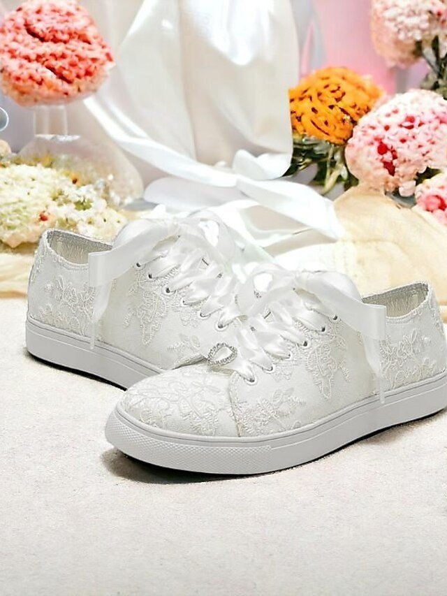 Elegant Ivory Low-Top Bridal Lace Sneakers - Image 2