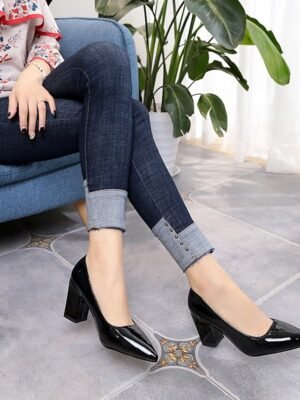 Elegant Low Heel Solid Pointed Toe Loafer - Image 4