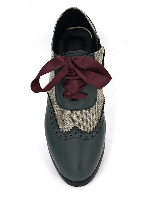 Elegant Minimalism Solid Color Brogue Kitten Heel Round Toe Vintage Shoes - Image 2