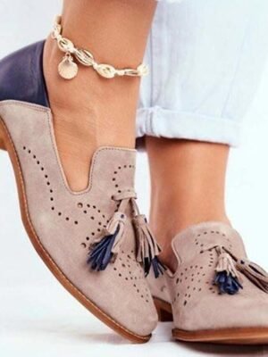 Elegant Slip-On Embroidery Closed Toe Low Heel Loafers - Image 4