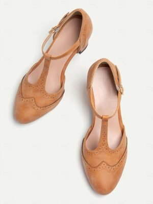 Elegant Vintage Chunky Heel Brogue T-Strap Leather Pumps - Image 3