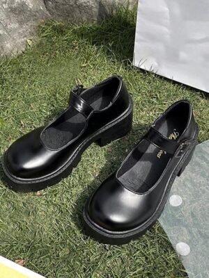 Gothic Black Patent Leather Platform Mary Jane Shoes - Image 4
