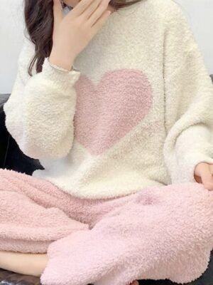 Home Loose Heart Crew Neck Long Sleeve Fleece Pajama Set - Image 1